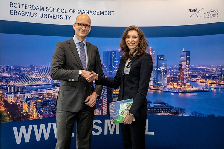 Kpmg internships 2021 image