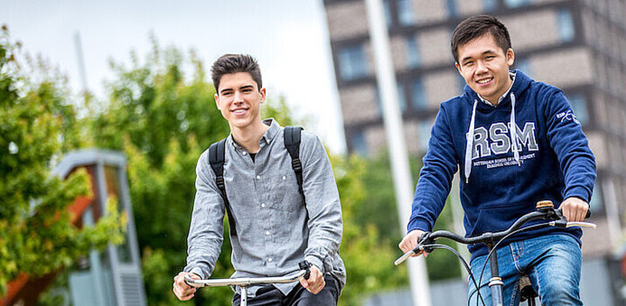RSM students on a bike