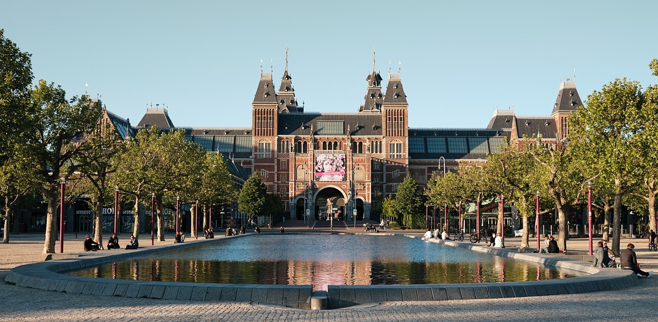 Front of Rijksmuseum Amsterdam