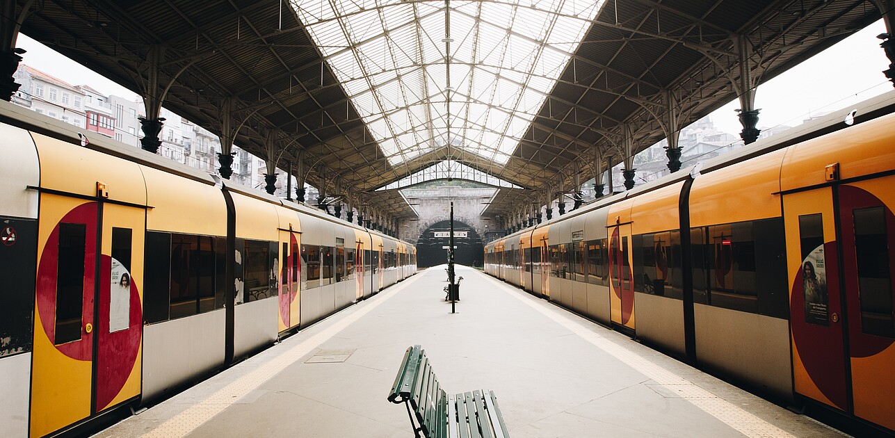 Two trains in a trainstation