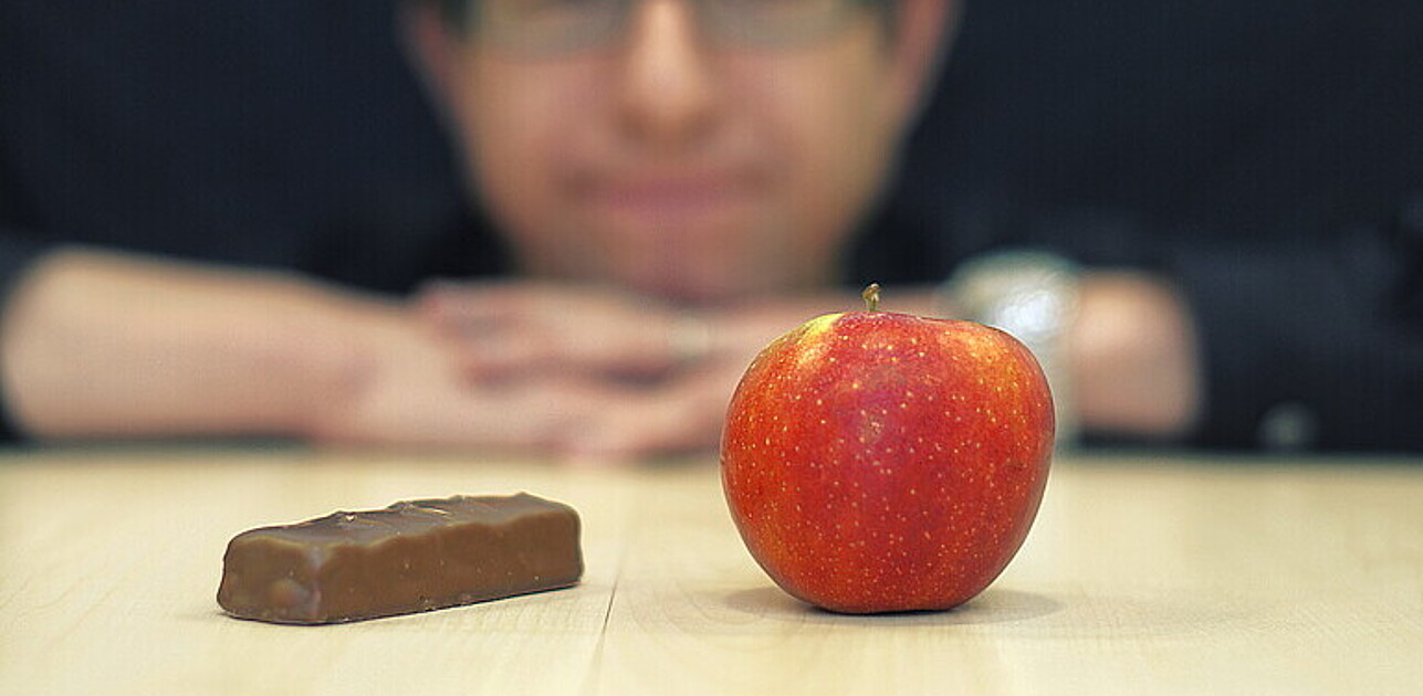 Apple and shocolate