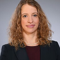 Profile picture of Prof. Fabiola Gerpott.