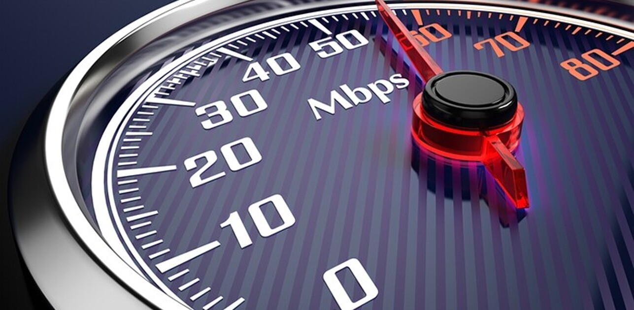 Speedometer of a car, seen from an angle
