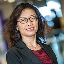 A photo shows Professor Ting Li of Rotterdam School of Management