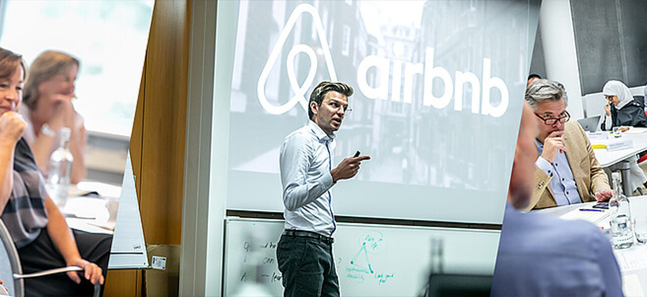 Researcher facilitating a training on design thinking at Rotterdam School of Management