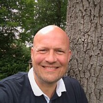 Profile picture of Professor Frank Hartmann