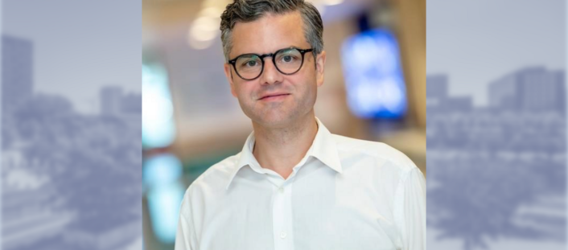 Dr Emanuel Ubert