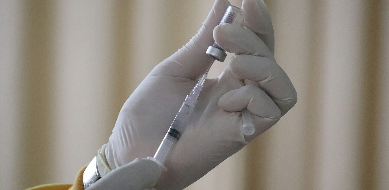 Vaccine