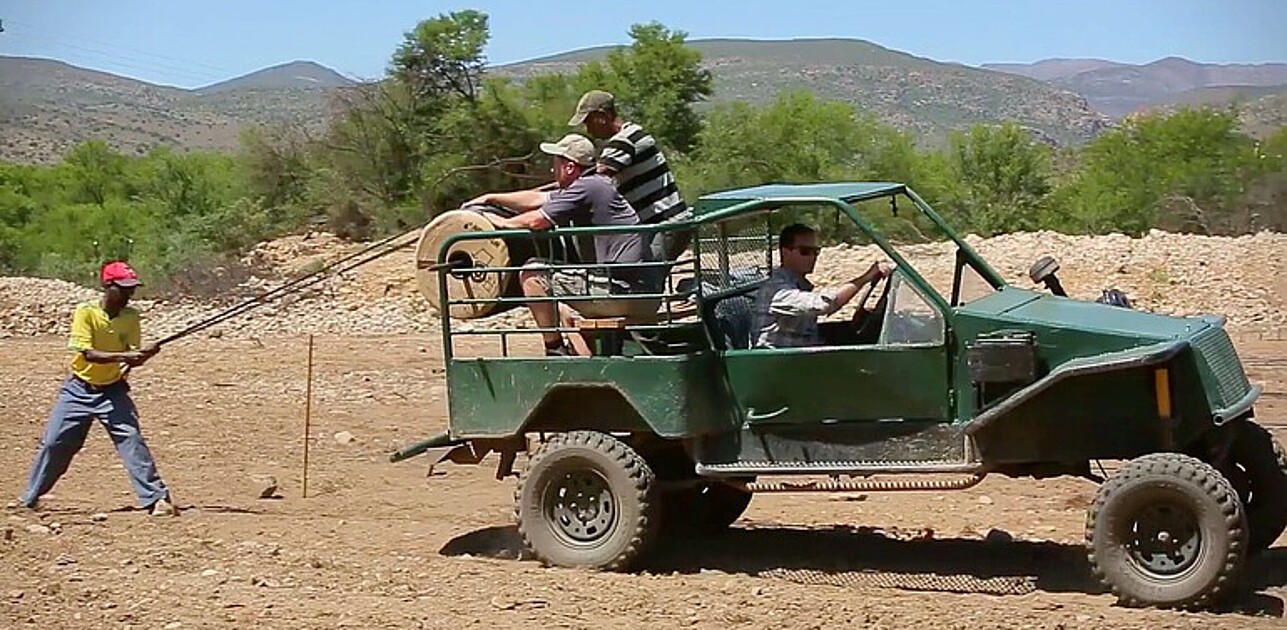 In Baviaanskloof (South Africa), one of Commonland's projects, farmers started planting the essential oil yielding plant Lavandin and in return take off their goats from degraded hills that will be restored by tree planting.