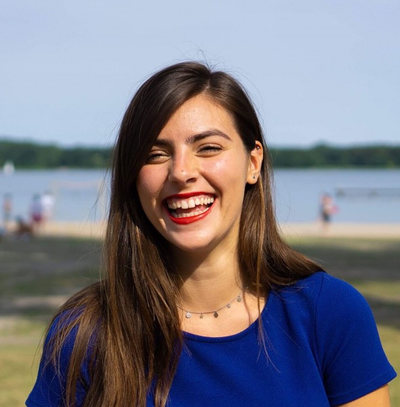 A photo shows Maria Carmen Punzi, a PhD candidate of Rotterdam School of Management