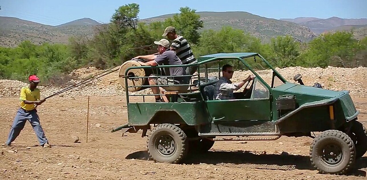 In Baviaanskloof (South Africa), one of Commonland's projects, farmers started planting the essential oil yielding plant Lavandin and in return take off their goats from degraded hills that will be restored by tree planting.