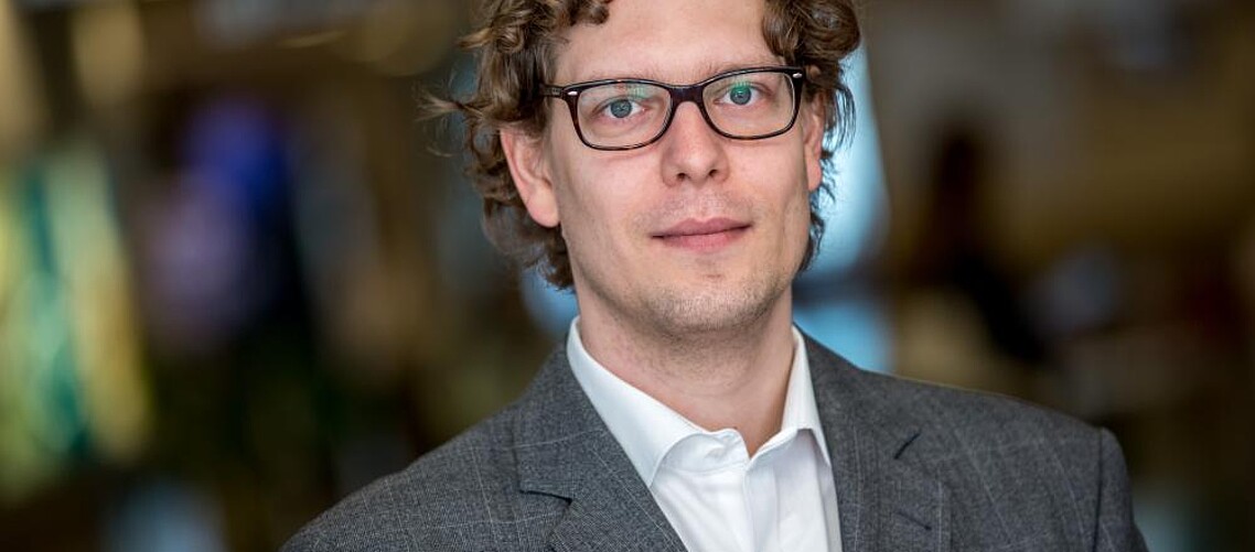 Dr Caspar David Peter, Associate Professor, Rotterdam School of Management, Erasmus University