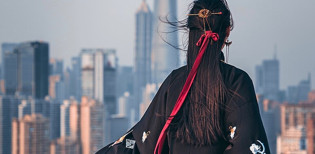 Women in front of skyline